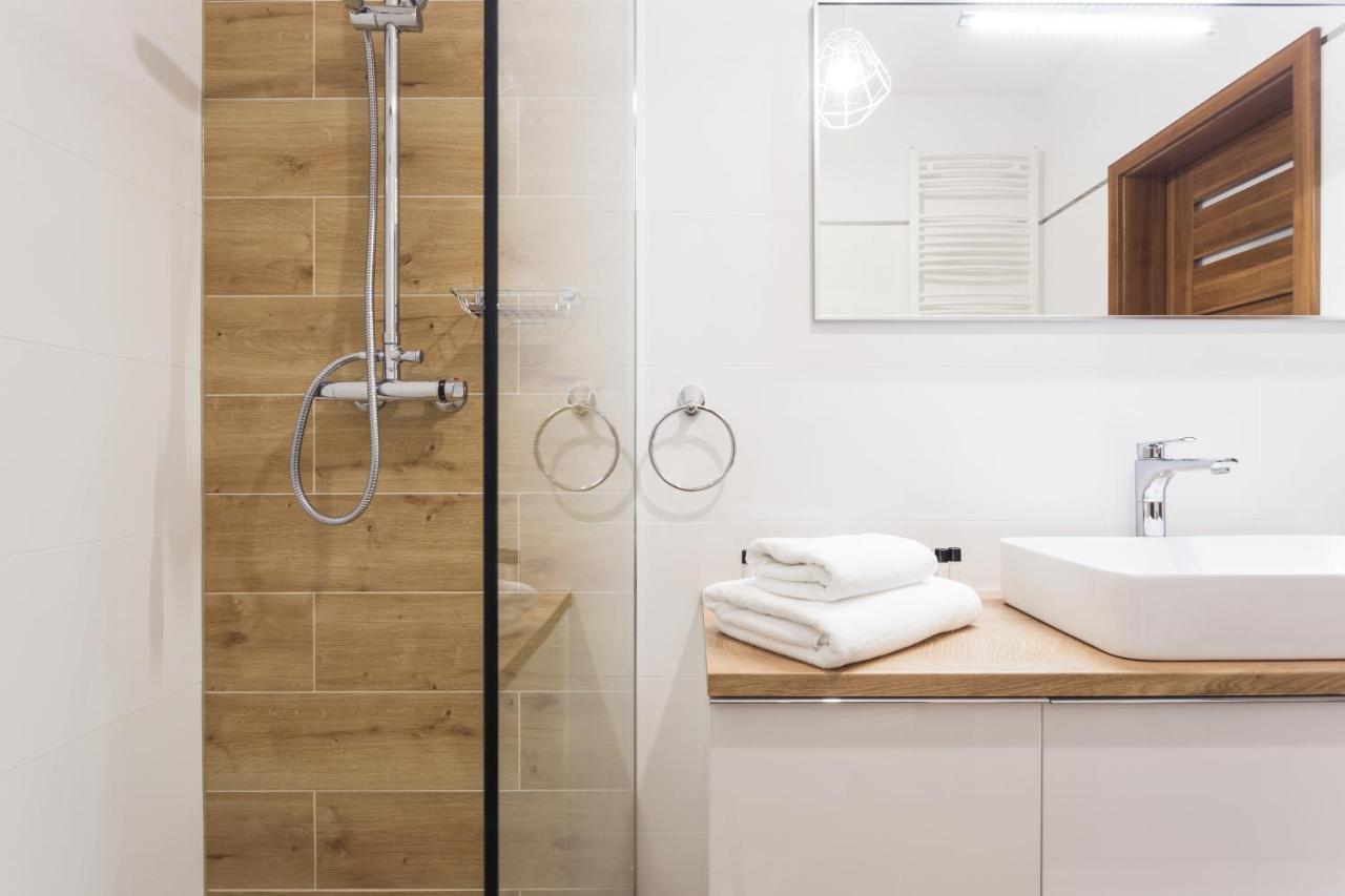 City Of The Kings - Wolf Apartment Krakow Bagian luar foto